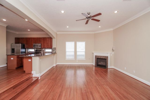 5730 Kansas Street B, Houston, TX 77007
