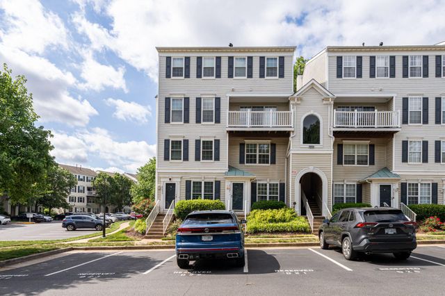 45497 CABOOSE TER, Sterling, VA 20166