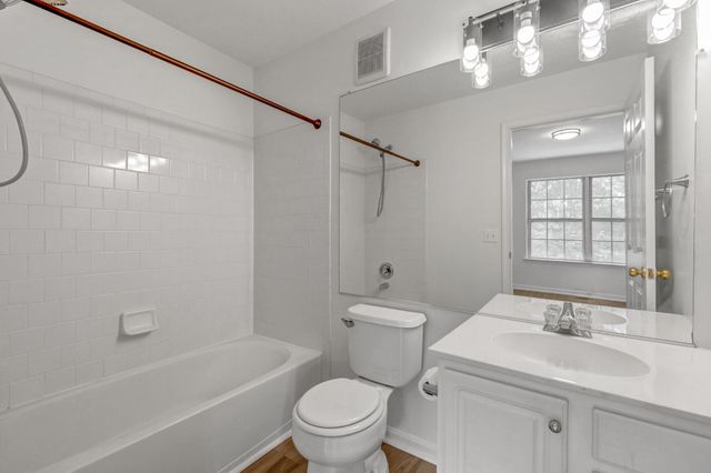 45497 CABOOSE TER, Sterling, VA 20166