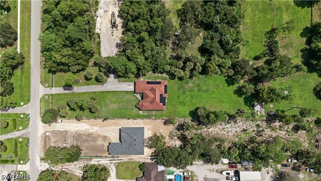 2990 2nd AVE SE, Naples, FL 34117