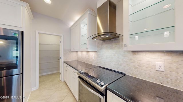 7081 ANGOSTURA Court, Jacksonville, FL 32258