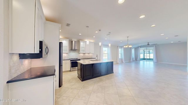 7081 ANGOSTURA Court, Jacksonville, FL 32258