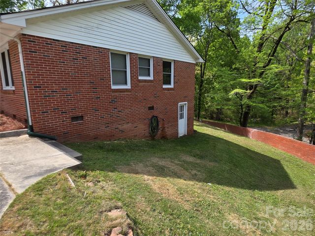 110 Crestwood Drive, Chester, SC 29706