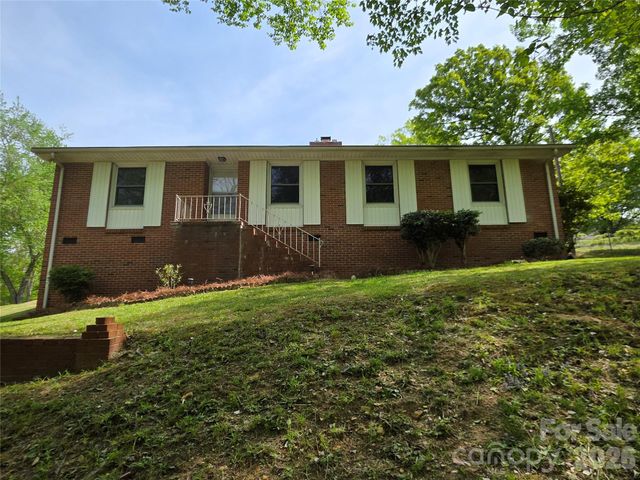 110 Crestwood Drive, Chester, SC 29706
