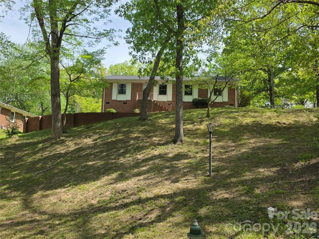 110 Crestwood Drive, Chester, SC 29706