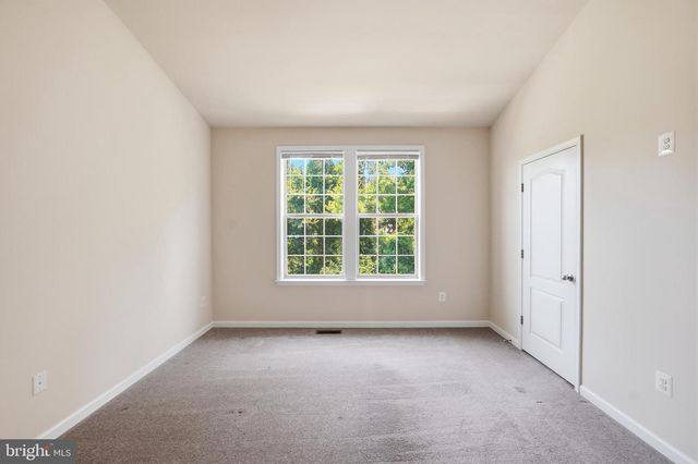 8132 HOLLOW CT, Severn, MD 21144