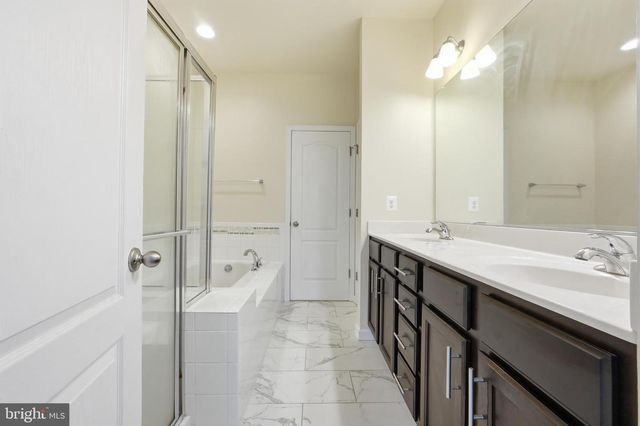 8132 HOLLOW CT, Severn, MD 21144