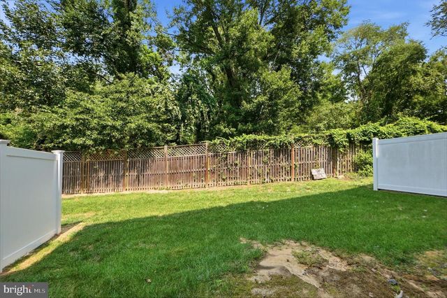 8132 HOLLOW CT, Severn, MD 21144