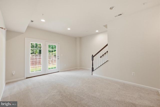 8132 HOLLOW CT, Severn, MD 21144