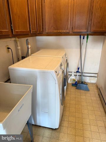 1578 BALTIMORE RD, Dillsburg, PA 17019