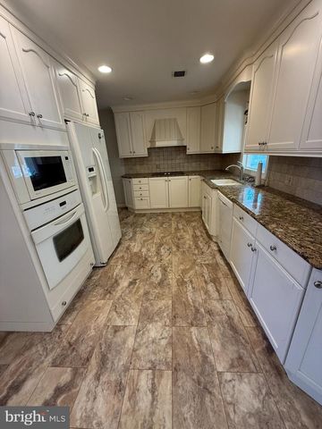 1578 BALTIMORE RD, Dillsburg, PA 17019