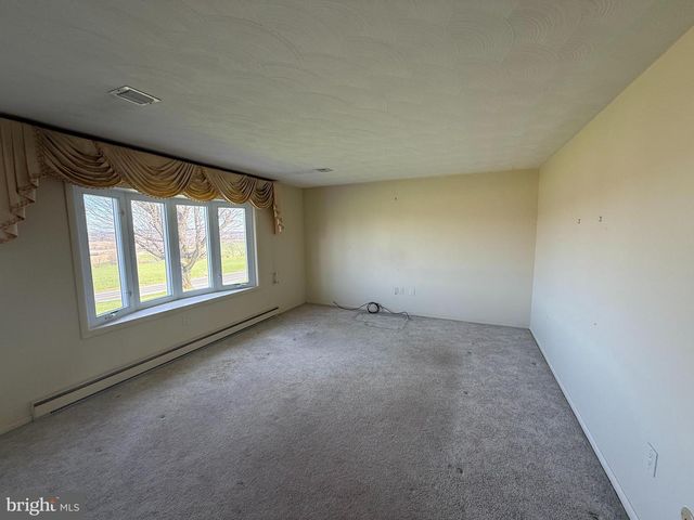 1578 BALTIMORE RD, Dillsburg, PA 17019