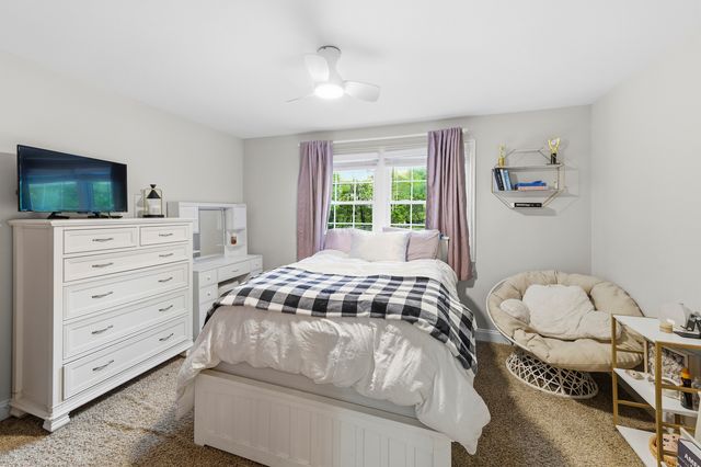 756 OAKWOOD Drive, Frankfort, IL 60423
