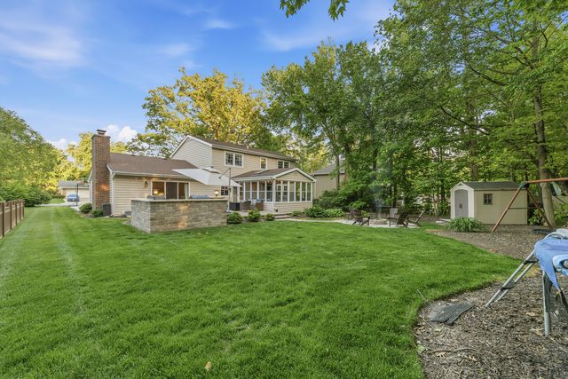 756 OAKWOOD Drive, Frankfort, IL 60423
