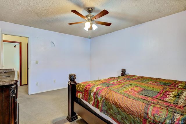 40 Murray Heights Drive, Colorado Springs, CO 80916