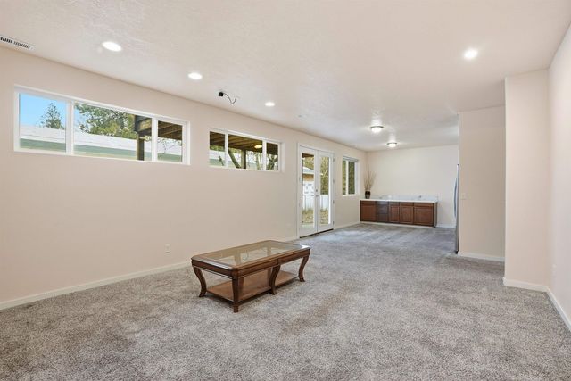 2919 E 12th Ave, Spokane, WA 99202