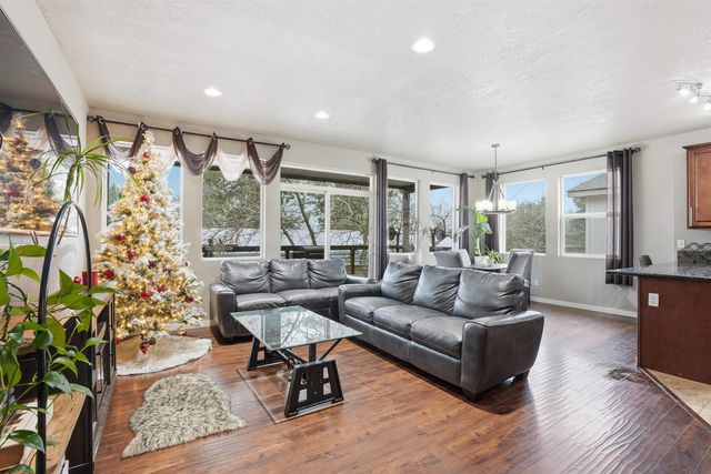 2919 E 12th Ave, Spokane, WA 99202