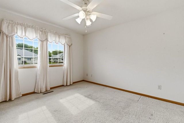 4293 Mill Ridge Circle, Eau Claire, WI 54703