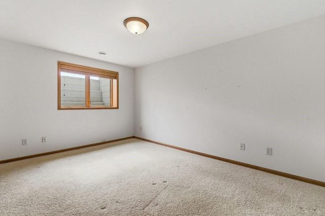 4293 Mill Ridge Circle, Eau Claire, WI 54703