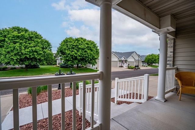 4293 Mill Ridge Circle, Eau Claire, WI 54703