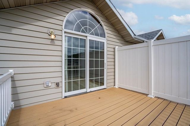 4293 Mill Ridge Circle, Eau Claire, WI 54703