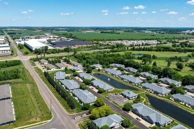 4293 Mill Ridge Circle, Eau Claire, WI 54703