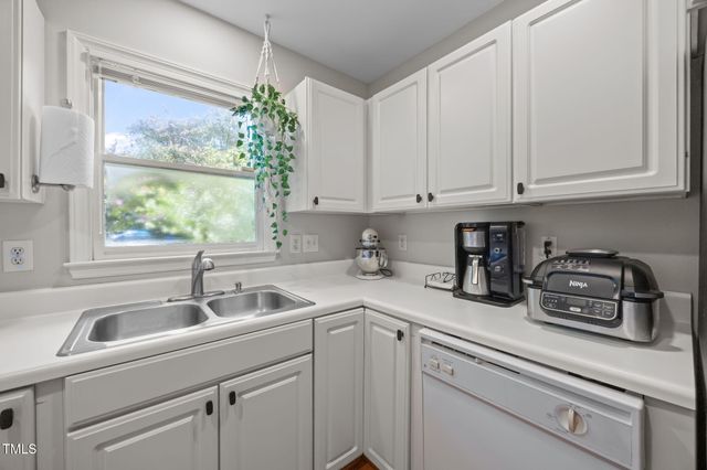 305 Mcgregor Drive Unit B, Chapel Hill, NC 27514