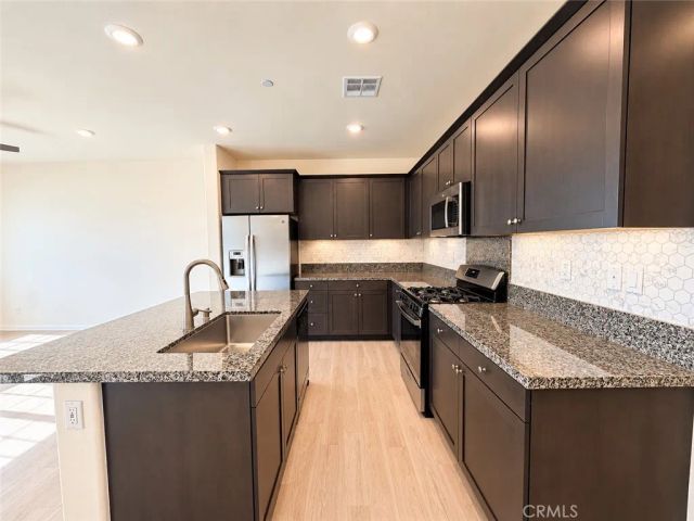 16502 Casa Grande 352, Fontana, CA 92336