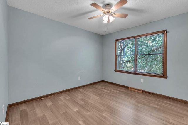 222 Hunters Woods, Simpsonville, SC 29680