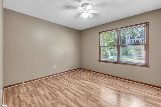 222 Hunters Woods, Simpsonville, SC 29680