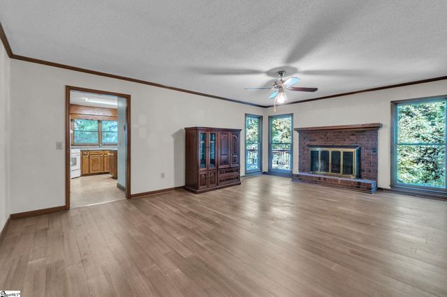 222 Hunters Woods, Simpsonville, SC 29680