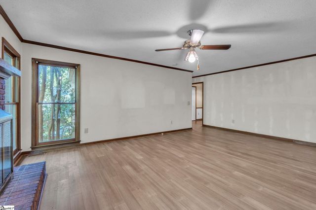 222 Hunters Woods, Simpsonville, SC 29680