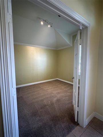 2570 Riverway Drive, Conroe, TX 77304