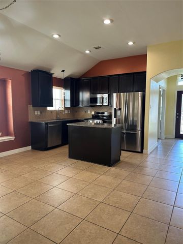 2570 Riverway Drive, Conroe, TX 77304