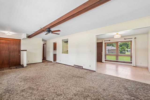 4541 S Clearwater PLACE, New Berlin, WI 53151