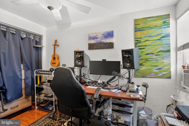 2443 AMBER ST, Philadelphia, PA 19125