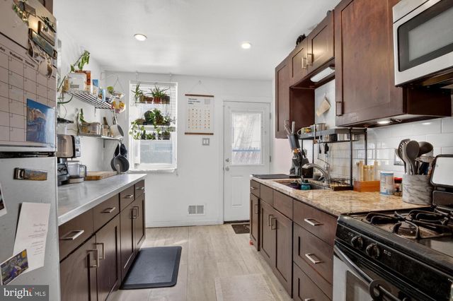 2443 AMBER ST, Philadelphia, PA 19125