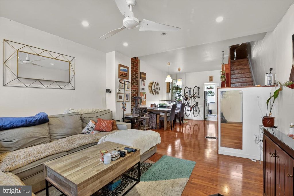 2443 AMBER ST, Philadelphia, PA 19125