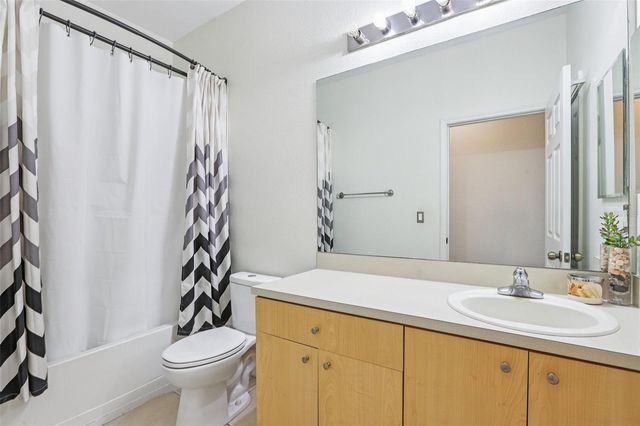 11438 LAUREL BROOK COURT, Riverview, FL 33569