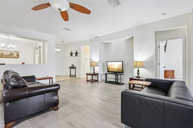 11438 LAUREL BROOK COURT, Riverview, FL 33569