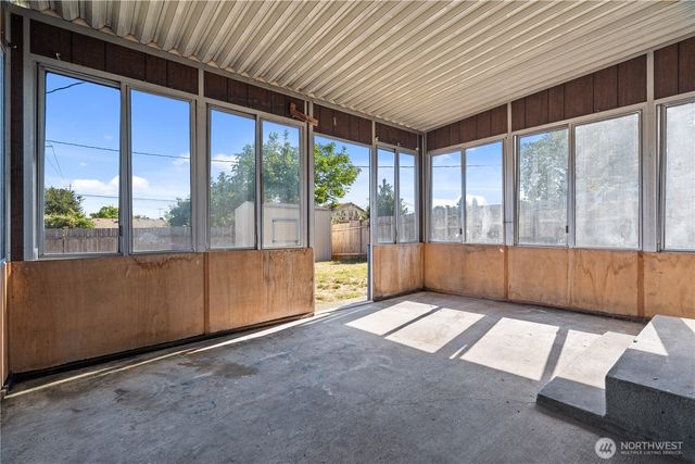 3501 S Asotin Street, Tacoma, WA 98418