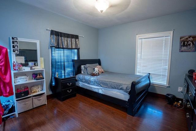 1114 Alexander Street, Irving, TX 75061