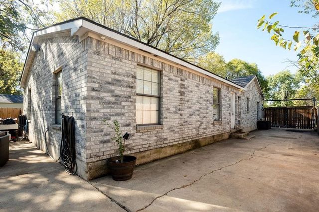 1114 Alexander Street, Irving, TX 75061