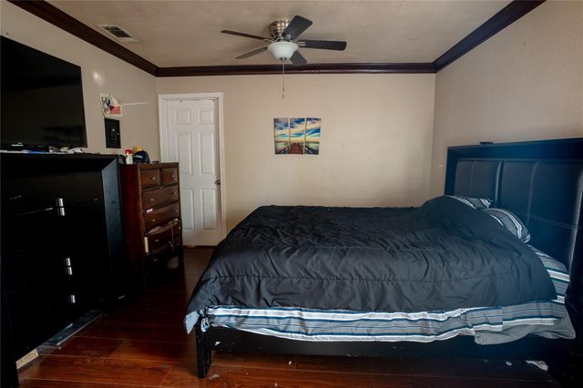 1114 Alexander Street, Irving, TX 75061