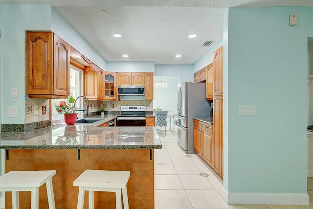 238 SW Grove, Port St. Lucie, Port St Lucie, FL 34983