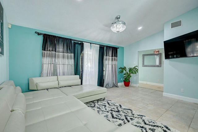 238 SW Grove, Port St. Lucie, Port St Lucie, FL 34983
