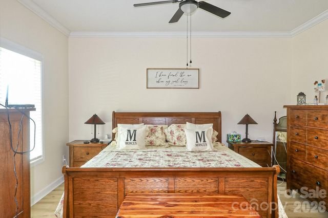 1307 Unifi Industrial Drive, Yadkinville, NC 27055