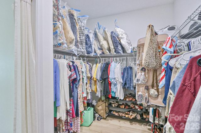 1307 Unifi Industrial Drive, Yadkinville, NC 27055