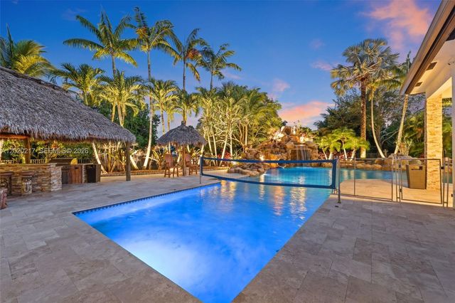 10018 Laurel Rd, Davie, FL 33328