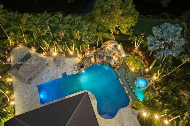 10018 Laurel Rd, Davie, FL 33328